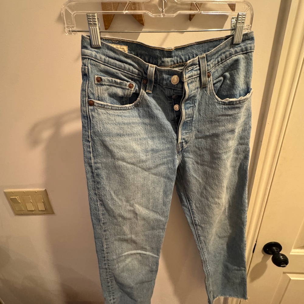 LEVIS 501s SIZE 26